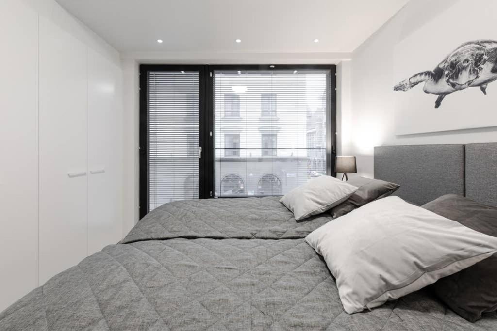 הלסינקי Sleek And Spacious 3 Bedroom Apartment In City Centre מראה חיצוני תמונה