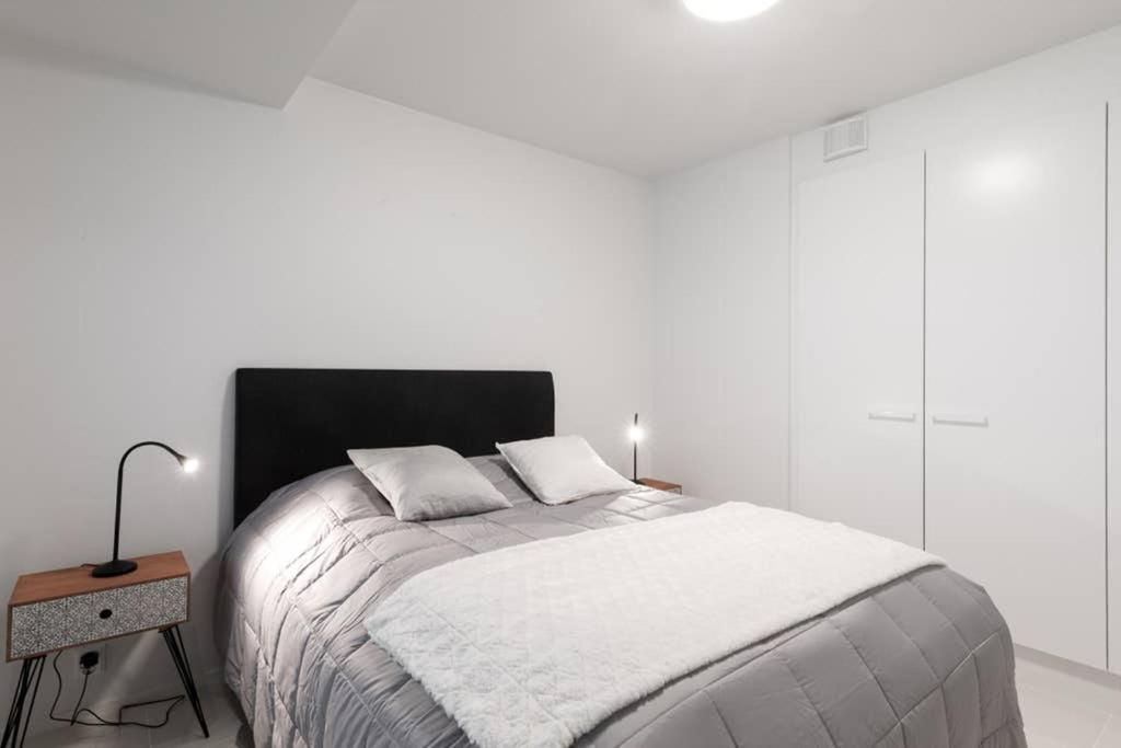 הלסינקי Sleek And Spacious 3 Bedroom Apartment In City Centre מראה חיצוני תמונה